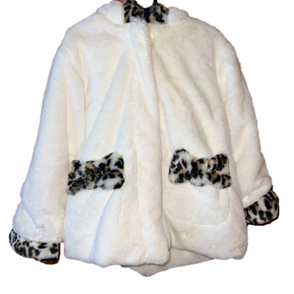 THE SOFTEST most gorgeous, little girl coat ever! Quality by Rothschild - Picture 1 of 7